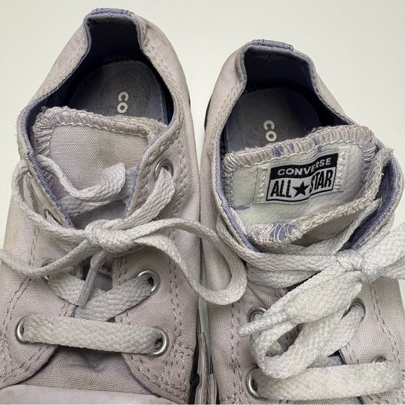 3/$30 Converse Girls Toddler 10 Lavender Light Purple All Stars Chucks Classic - Picture 9 of 9